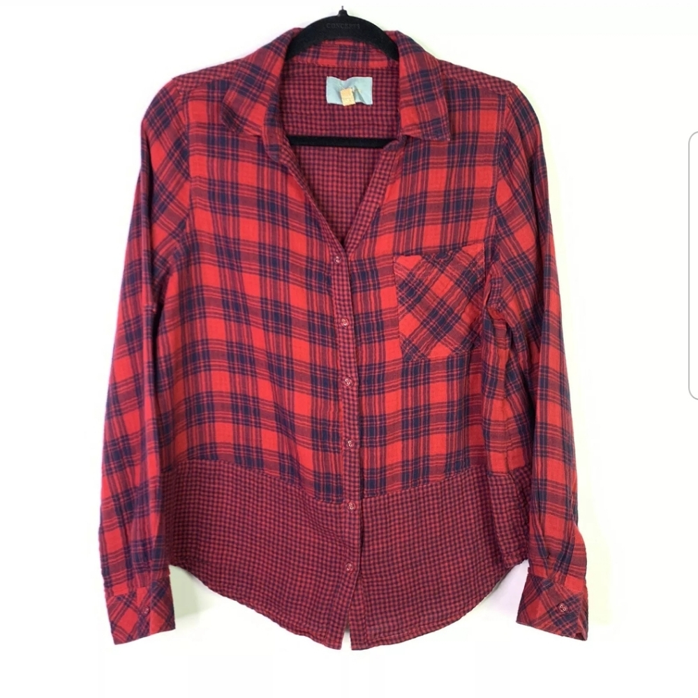 Skies Are Blue Stitch Fix Top Shirt Sz XL Blue Red